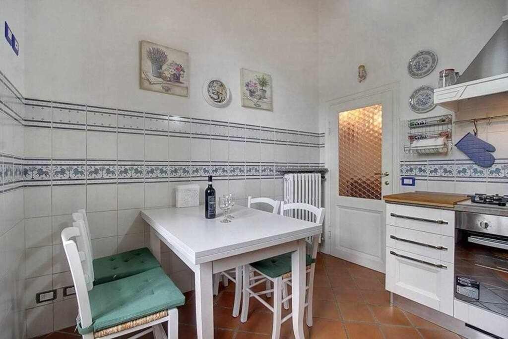 דירות פירנצה Santa Croce Elegant With Garage מראה חיצוני תמונה