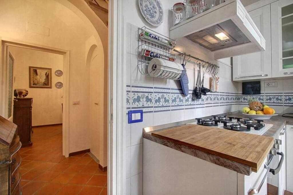 דירות פירנצה Santa Croce Elegant With Garage מראה חיצוני תמונה