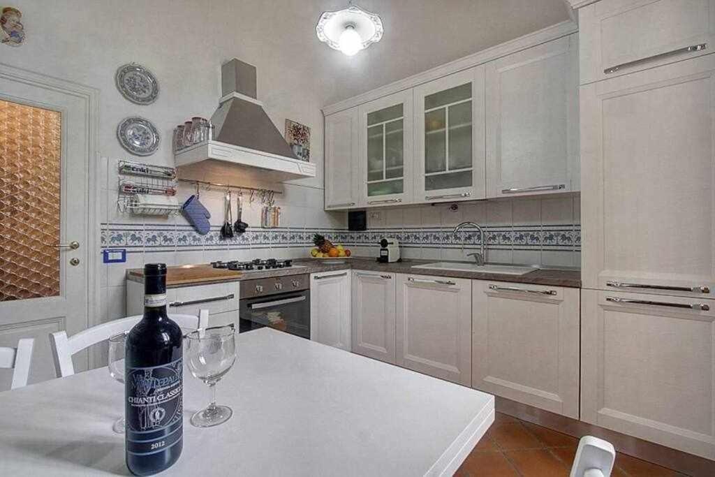 דירות פירנצה Santa Croce Elegant With Garage מראה חיצוני תמונה