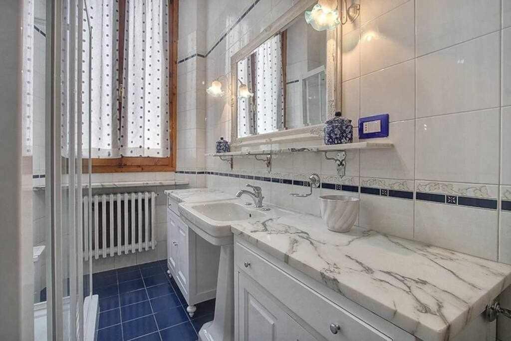 דירות פירנצה Santa Croce Elegant With Garage מראה חיצוני תמונה