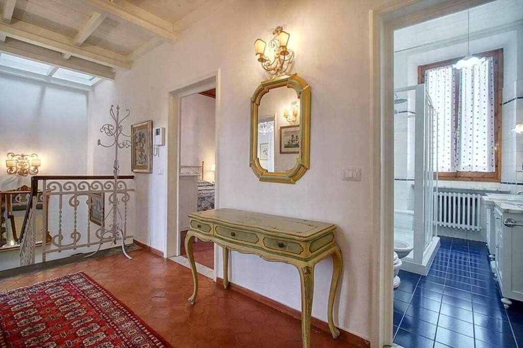 דירות פירנצה Santa Croce Elegant With Garage מראה חיצוני תמונה